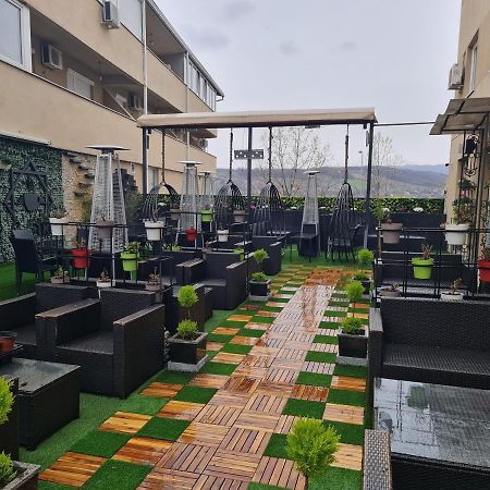 Hotel Tri "O" Topola Exteriér fotografie
