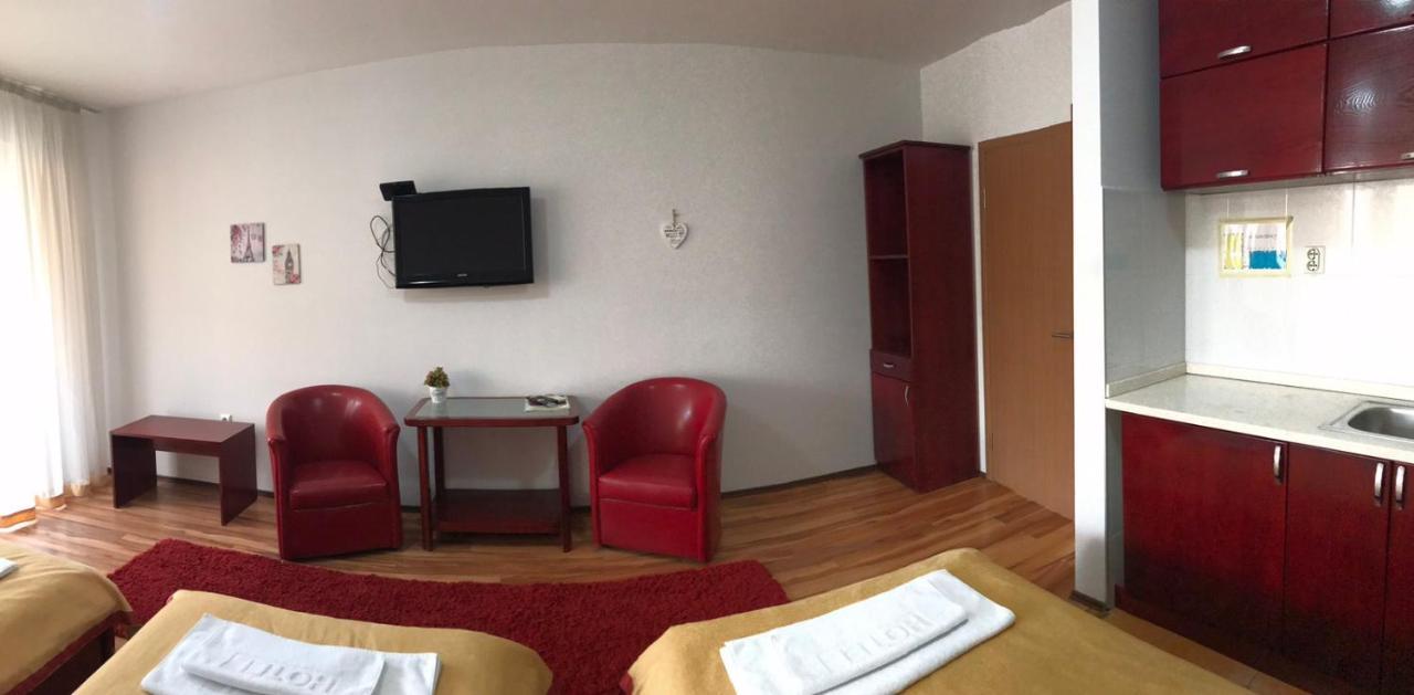 Hotel Tri "O" Topola Exteriér fotografie