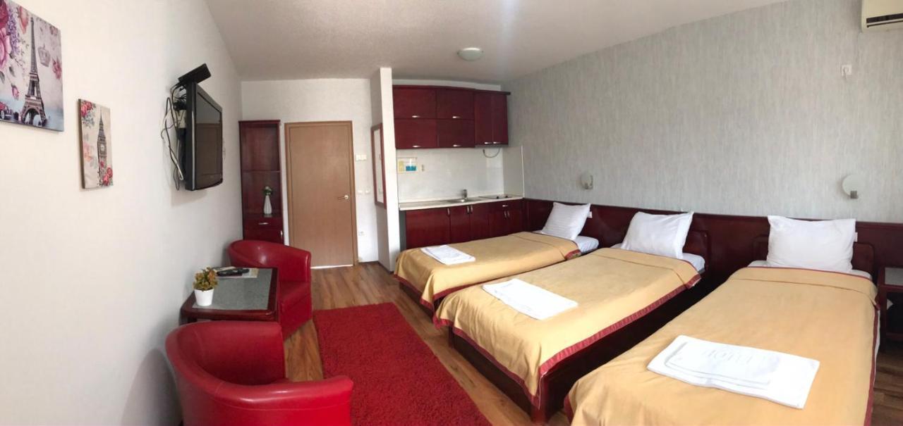 Hotel Tri "O" Topola Exteriér fotografie